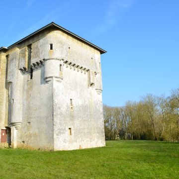 Tour Moricq &agrave; Angles - Cr&eacute;dit Photo&copy; Office de Tourisme Destination Vend&eacute;e Grand Littoral
