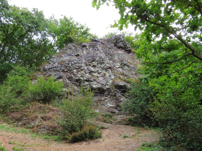 La Pierre aux fées au Champ St Pere - Crédit Photo© Office de Tourisme Destination Vendée Grand Littoral La Pierre aux fées au Champ St Pere - Crédit Photo© Office de Tourisme Destination Vendée Grand Littoral