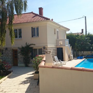 G&icirc;te lieu-dit Moricq avec piscine