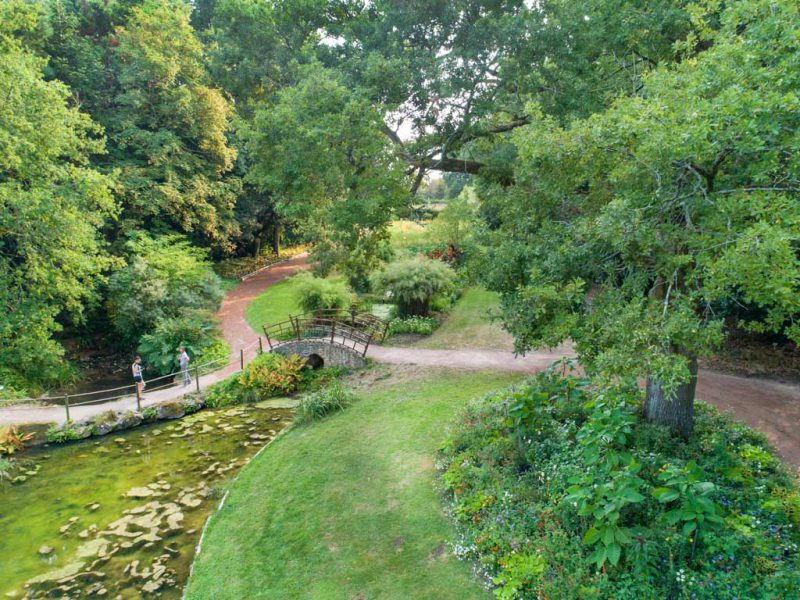 Parc floral de la Court d'Aron - crédit : Horizon Vertical Parc floral de la Court d'Aron - crédit : Horizon Vertical