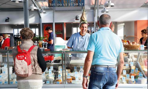 Incontournable : les march&eacute;s de la destination